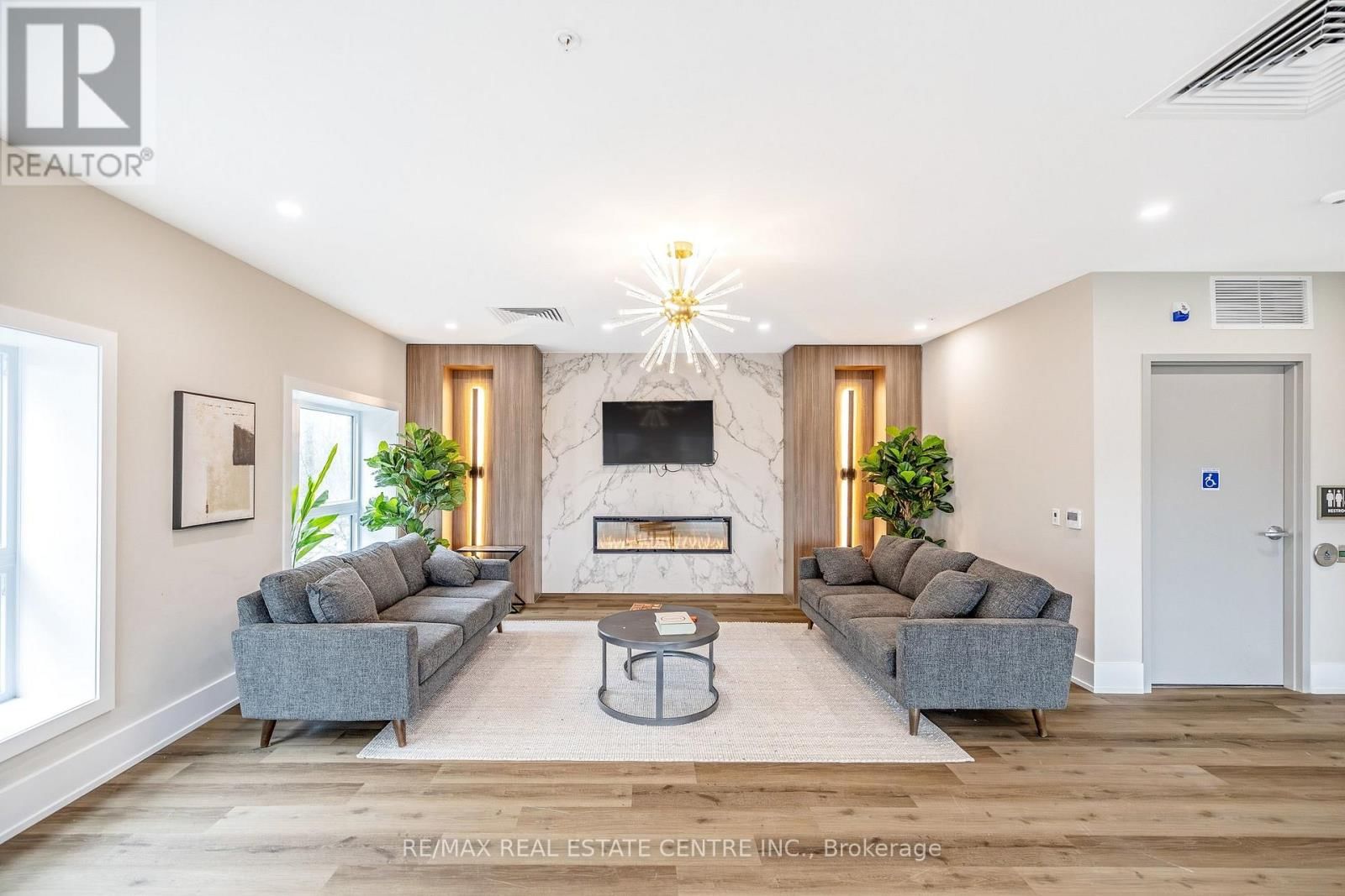 1000 LACKNER PLACE Image 28