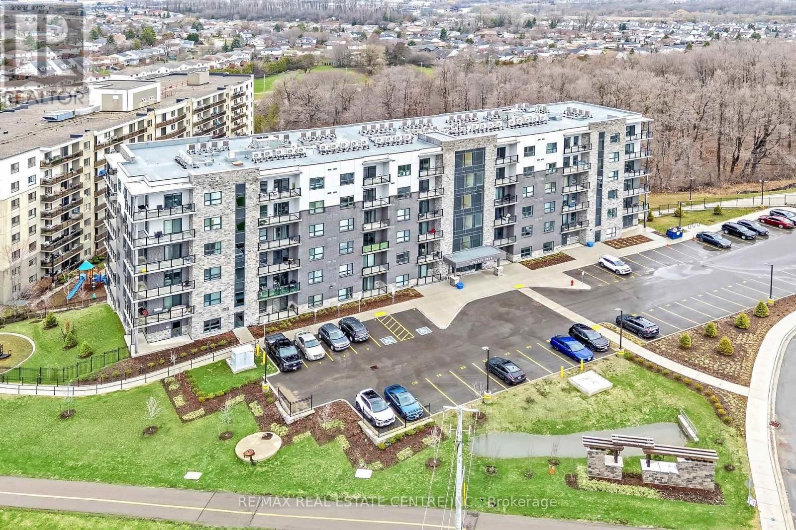 1000 LACKNER PLACE Image 30