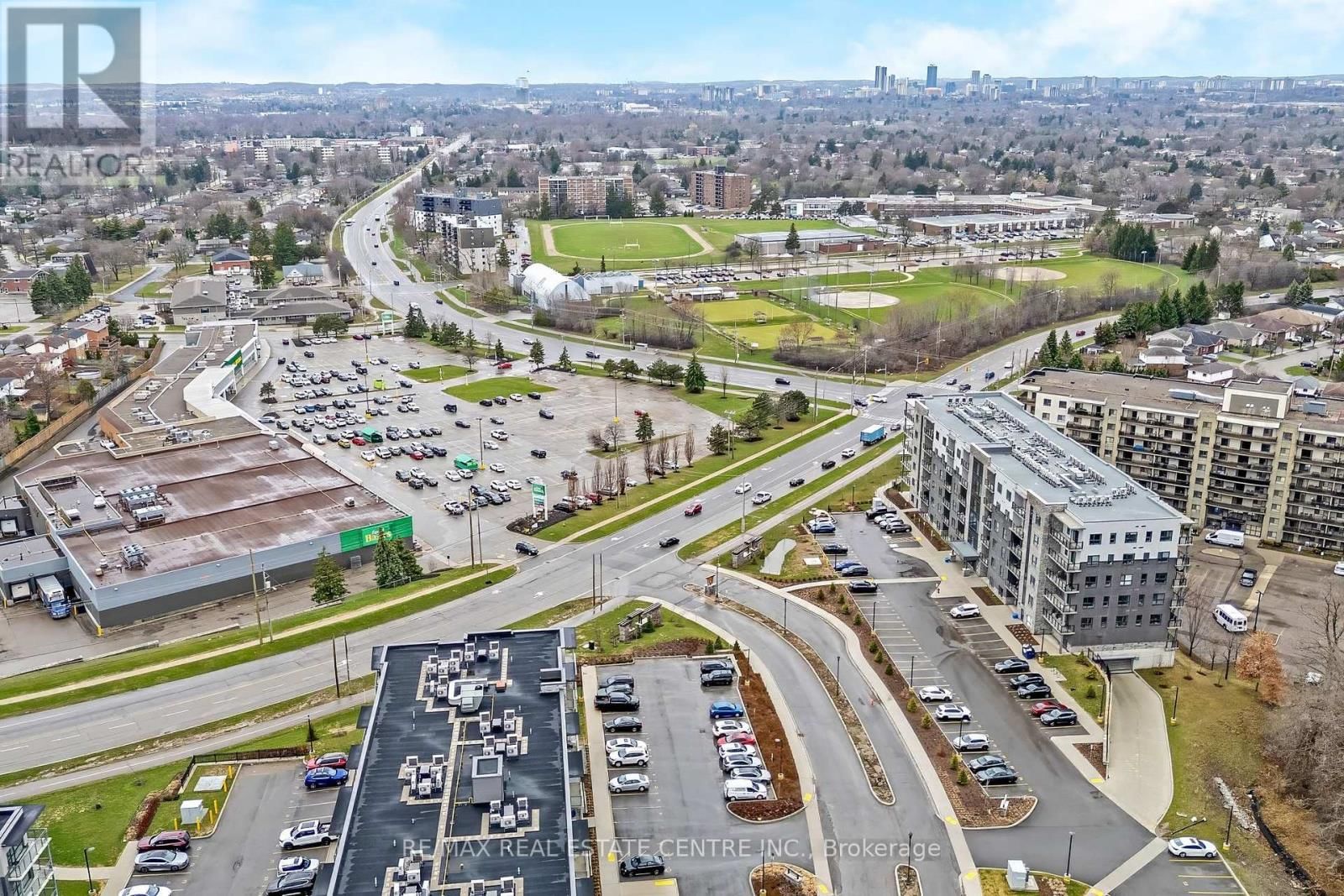 1000 LACKNER PLACE Image 37