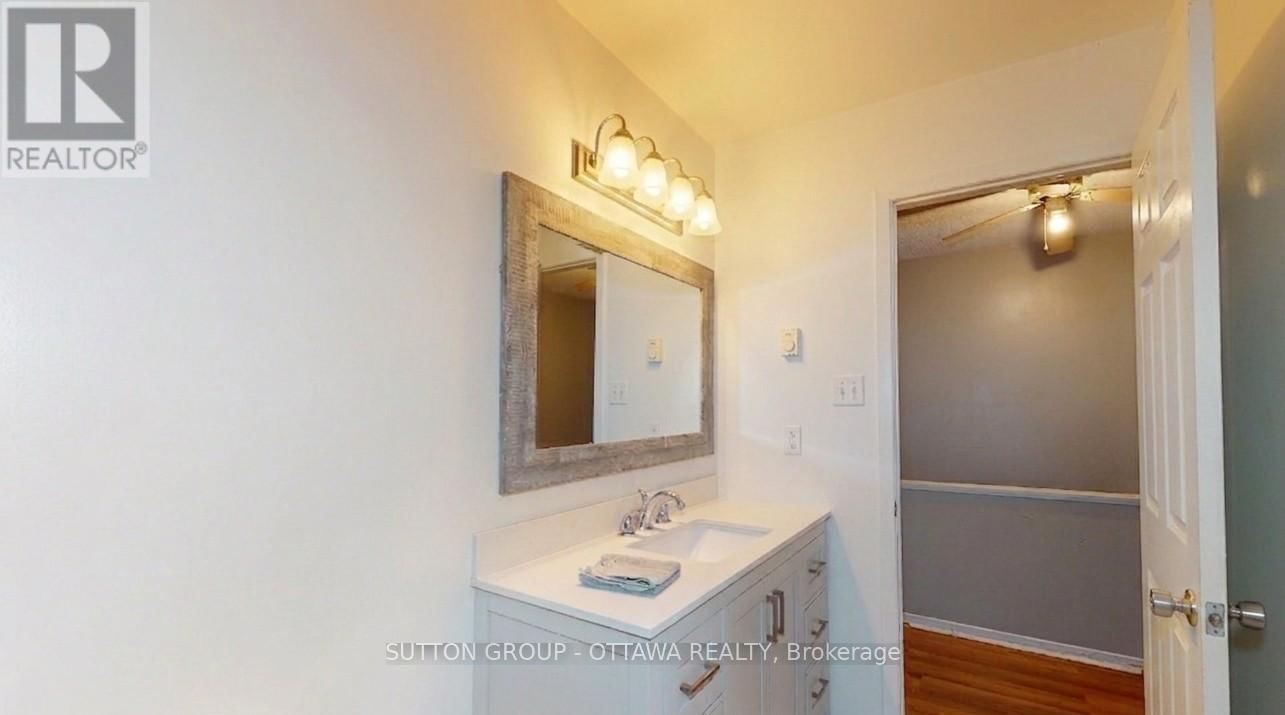 28 CARRAWAY CRESCENT Image 4