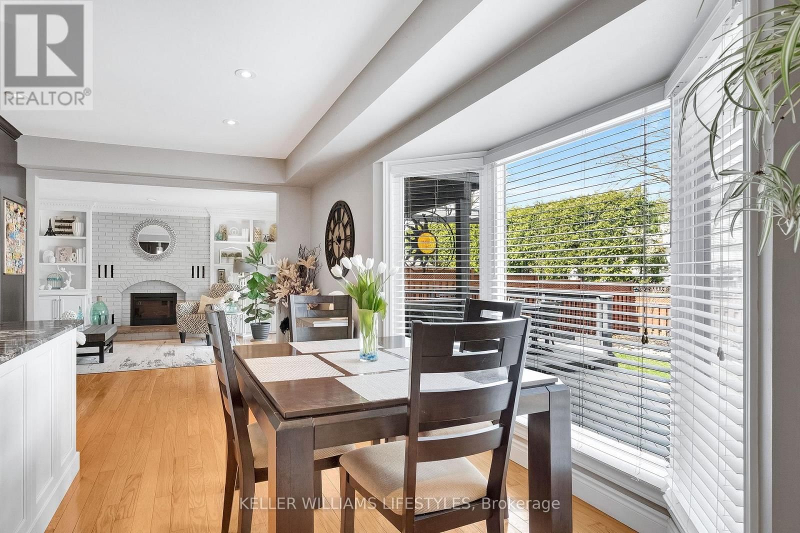 71 BLACKTHORNE CRESCENT Image 13