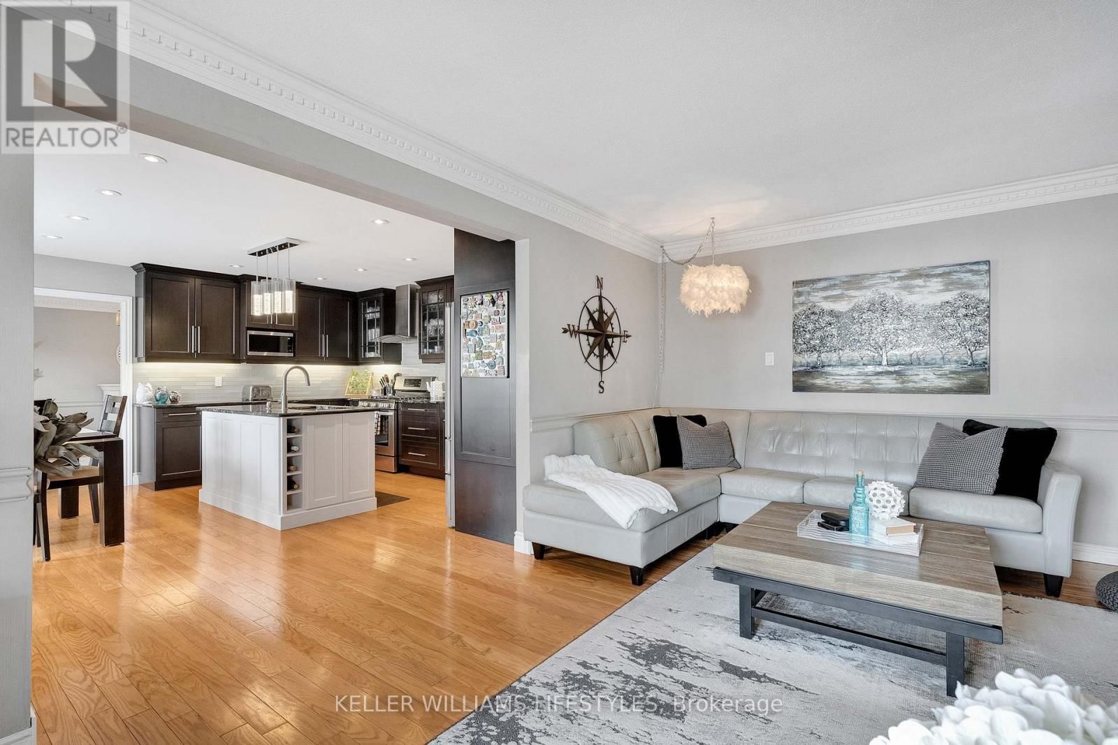 71 BLACKTHORNE CRESCENT Image 21