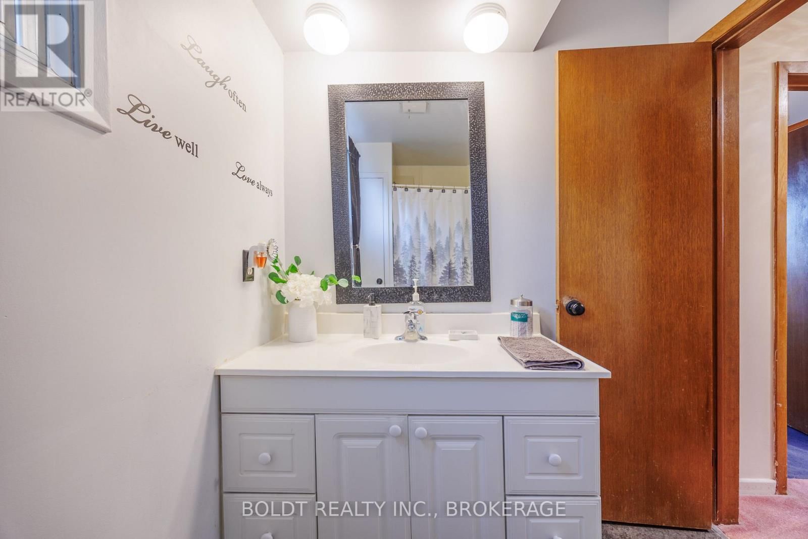 23 ACADIA CRESCENT Image 11