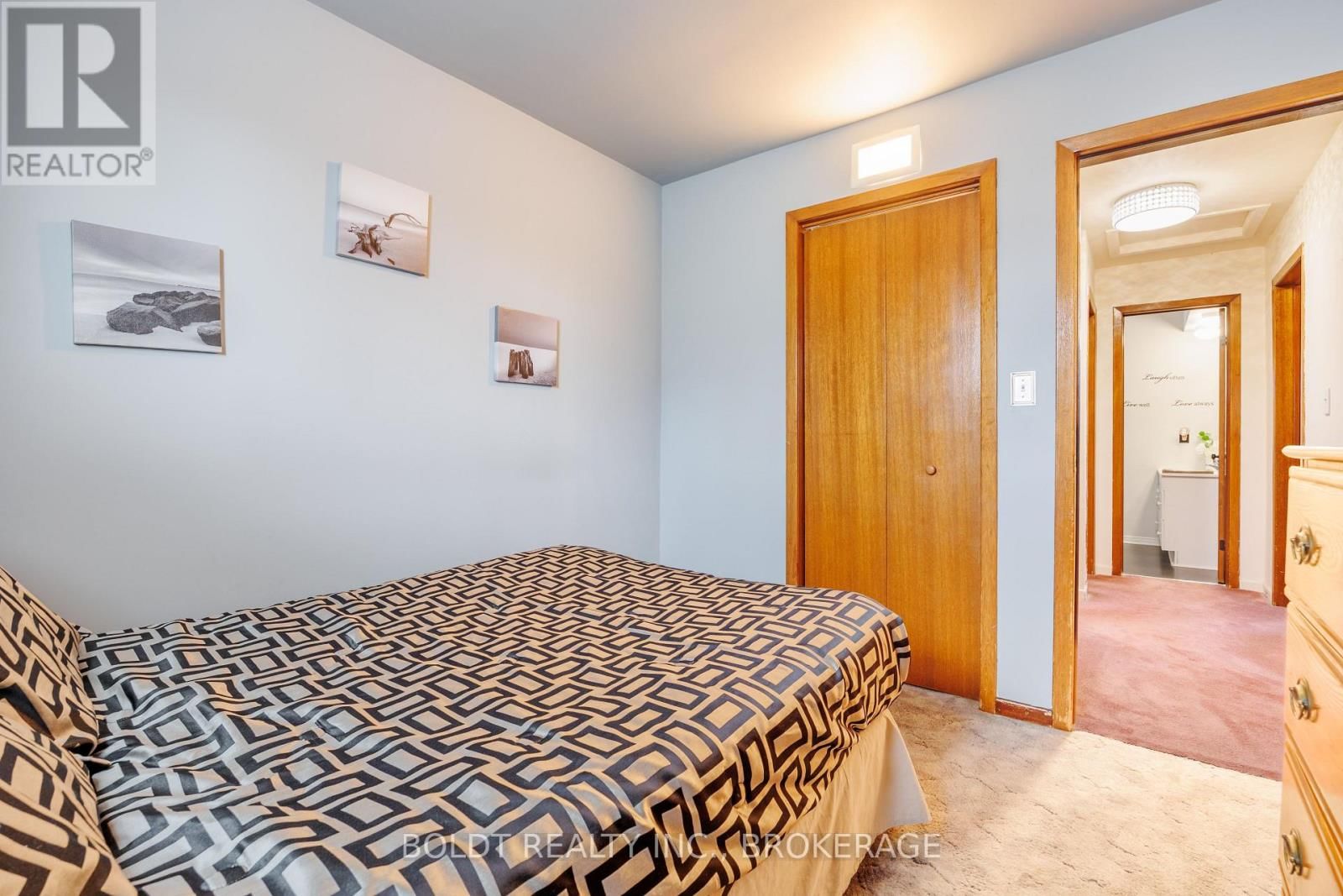 23 ACADIA CRESCENT Image 15