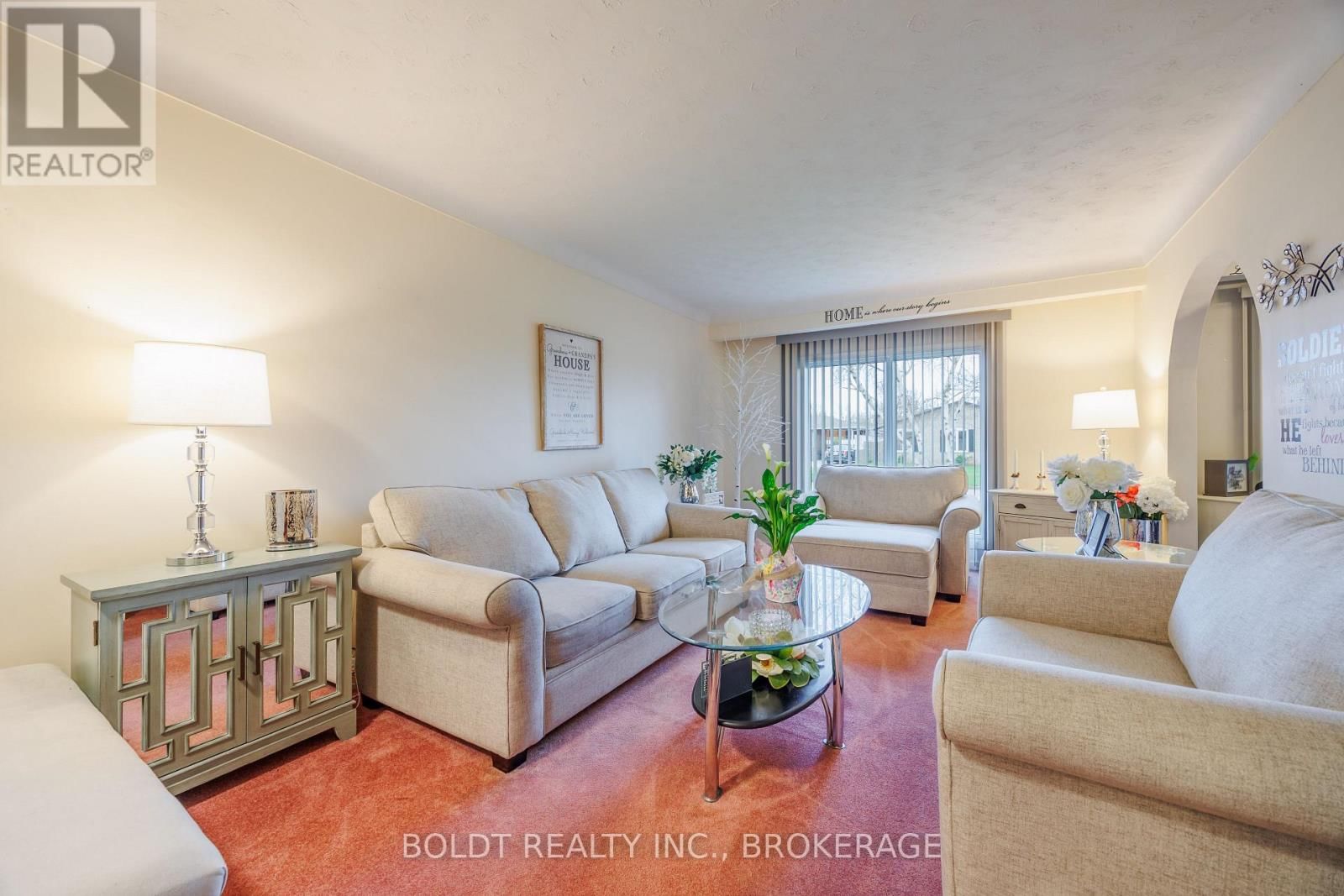 23 ACADIA CRESCENT Image 4