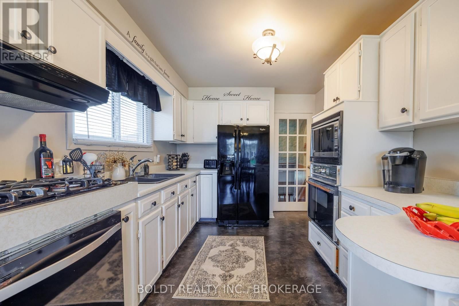 23 ACADIA CRESCENT Image 8