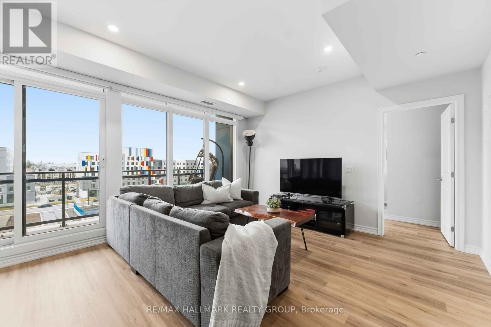 602 - 397 CODDS ROAD Image 14