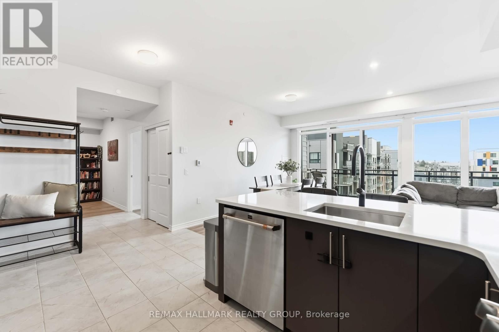 602 - 397 CODDS ROAD Image 7