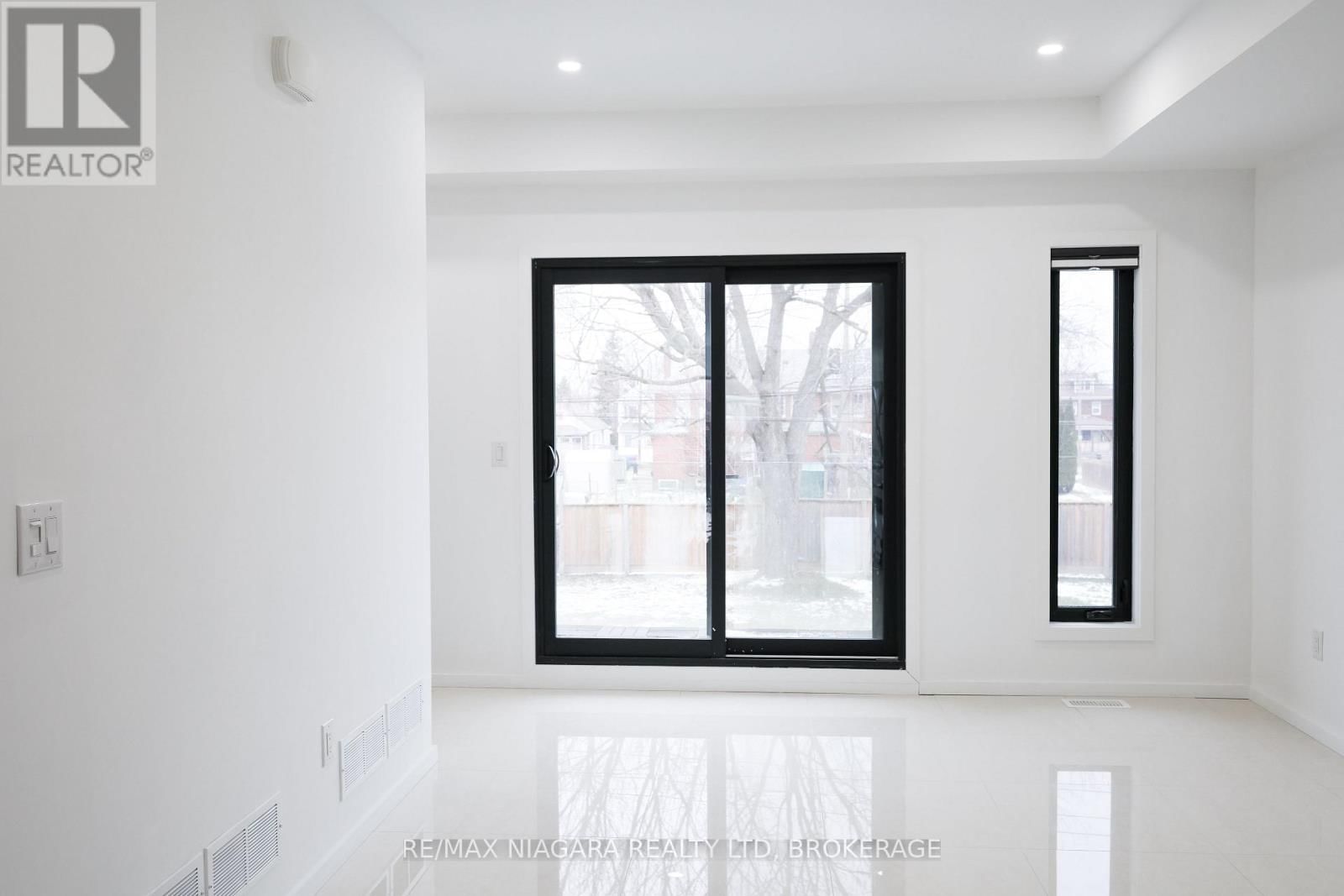 68 FIRST STREET Image 10