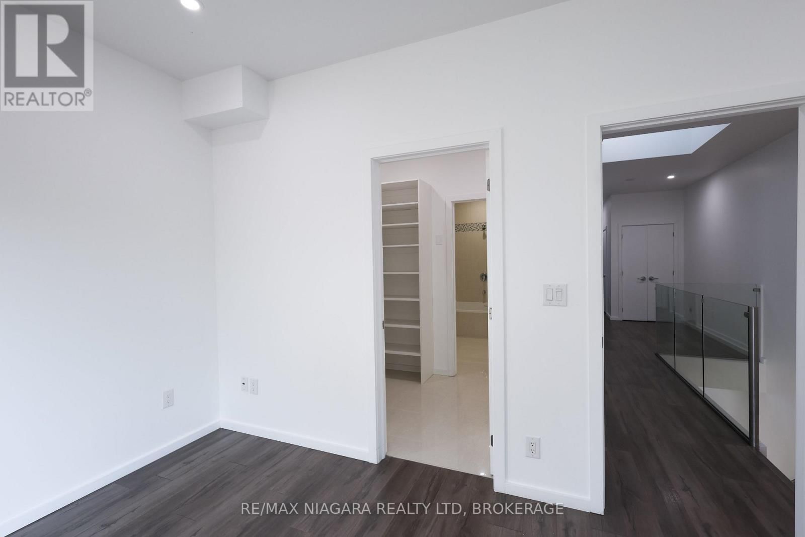 68 FIRST STREET Image 17