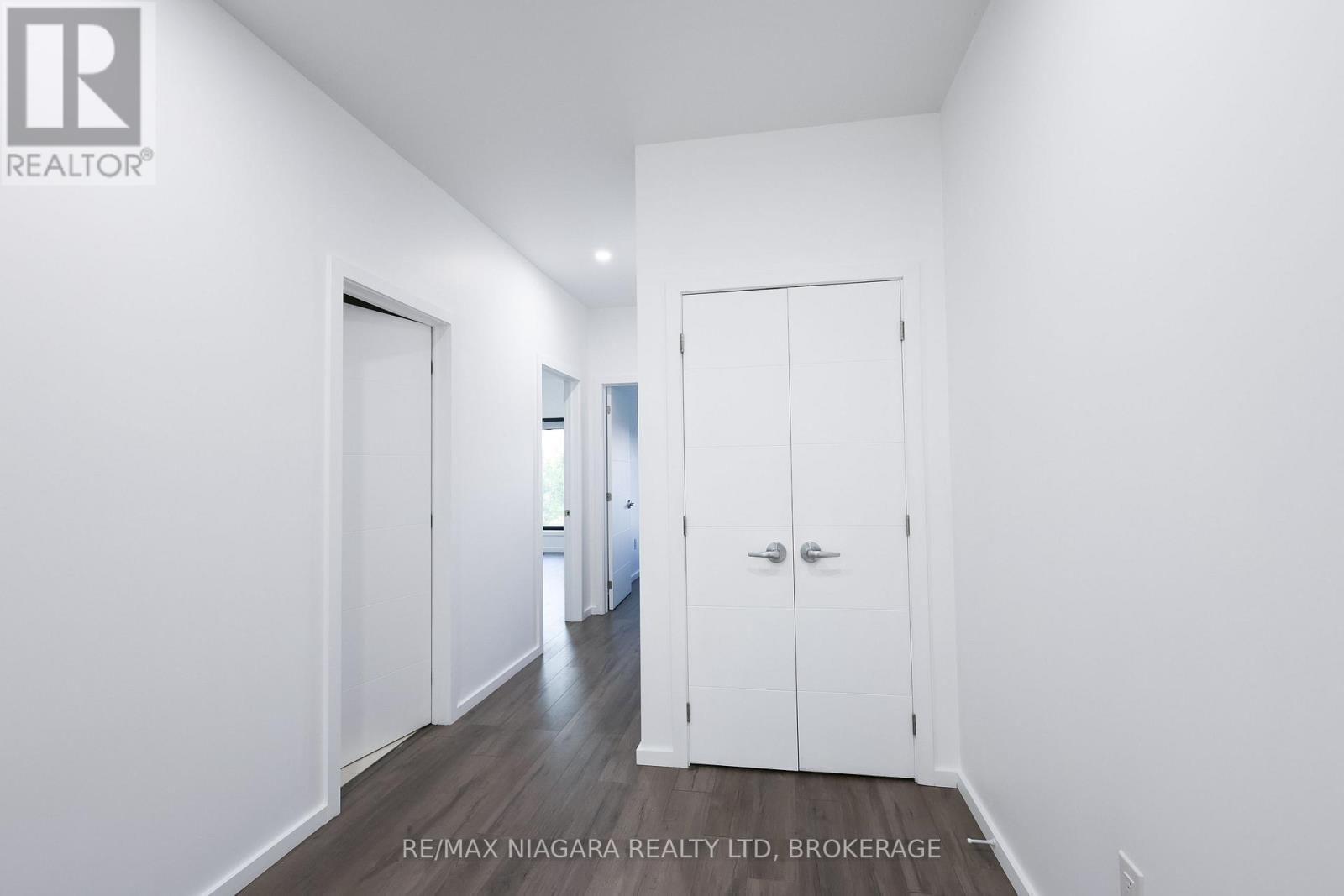 68 FIRST STREET Image 22