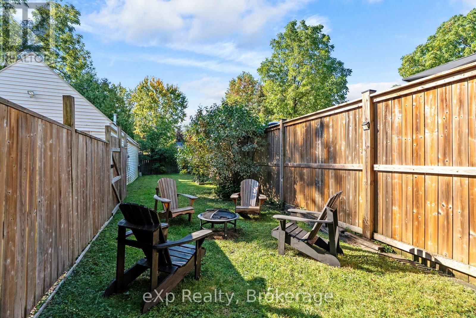 63 GUELPH STREET Image 34