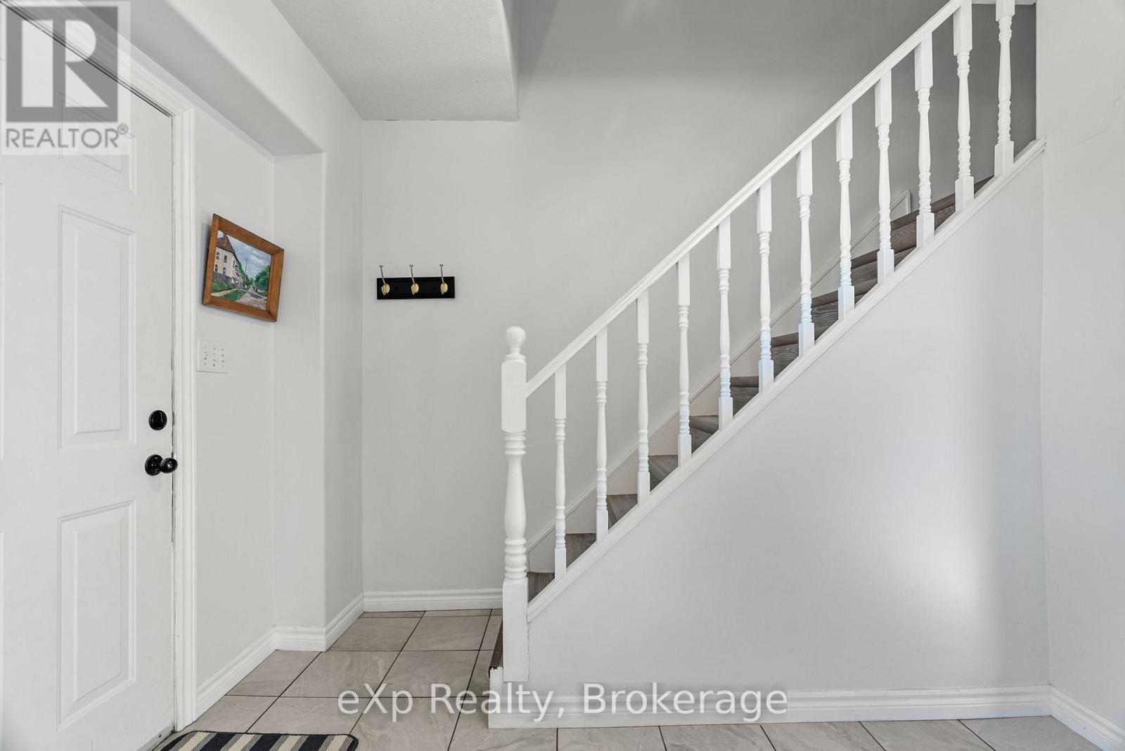 63 GUELPH STREET Image 9