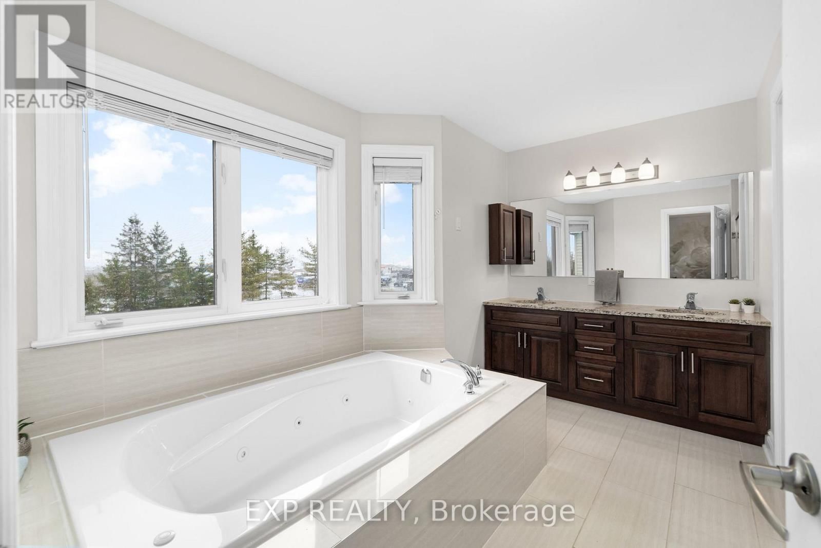 5 BERT HALL STREET Image 28