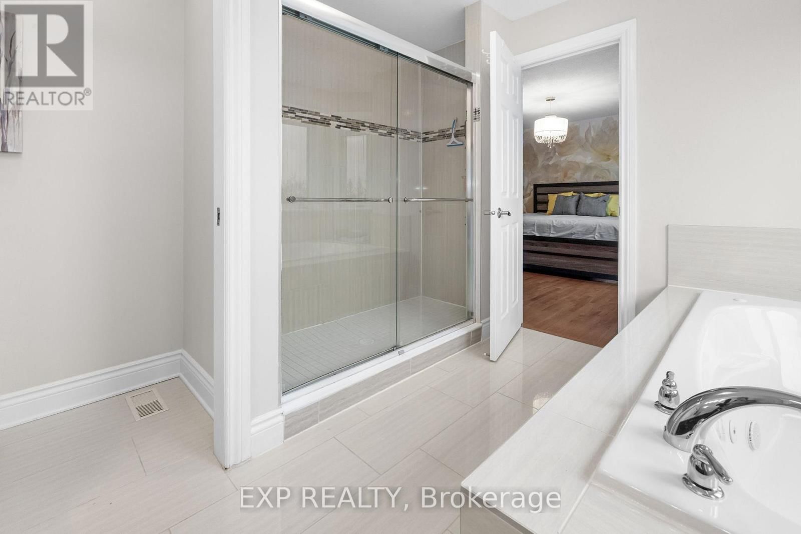 5 BERT HALL STREET Image 31