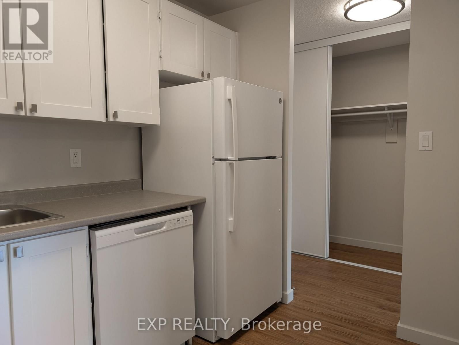 420 - 1320 RICHMOND ROAD Image 2