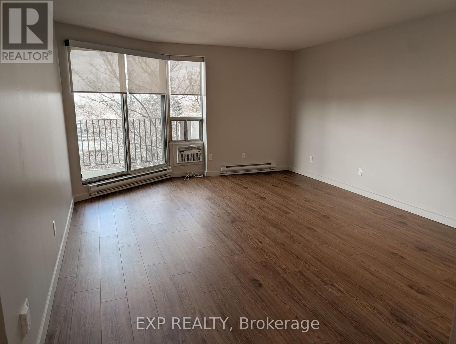 420 - 1320 RICHMOND ROAD Image 4