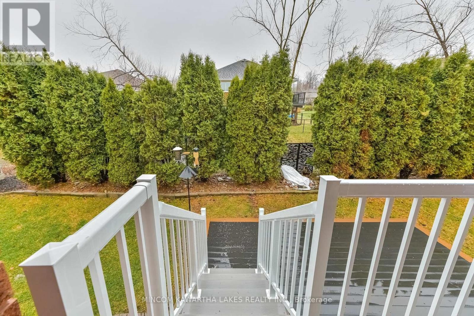 218 LORNE COURT Image 18