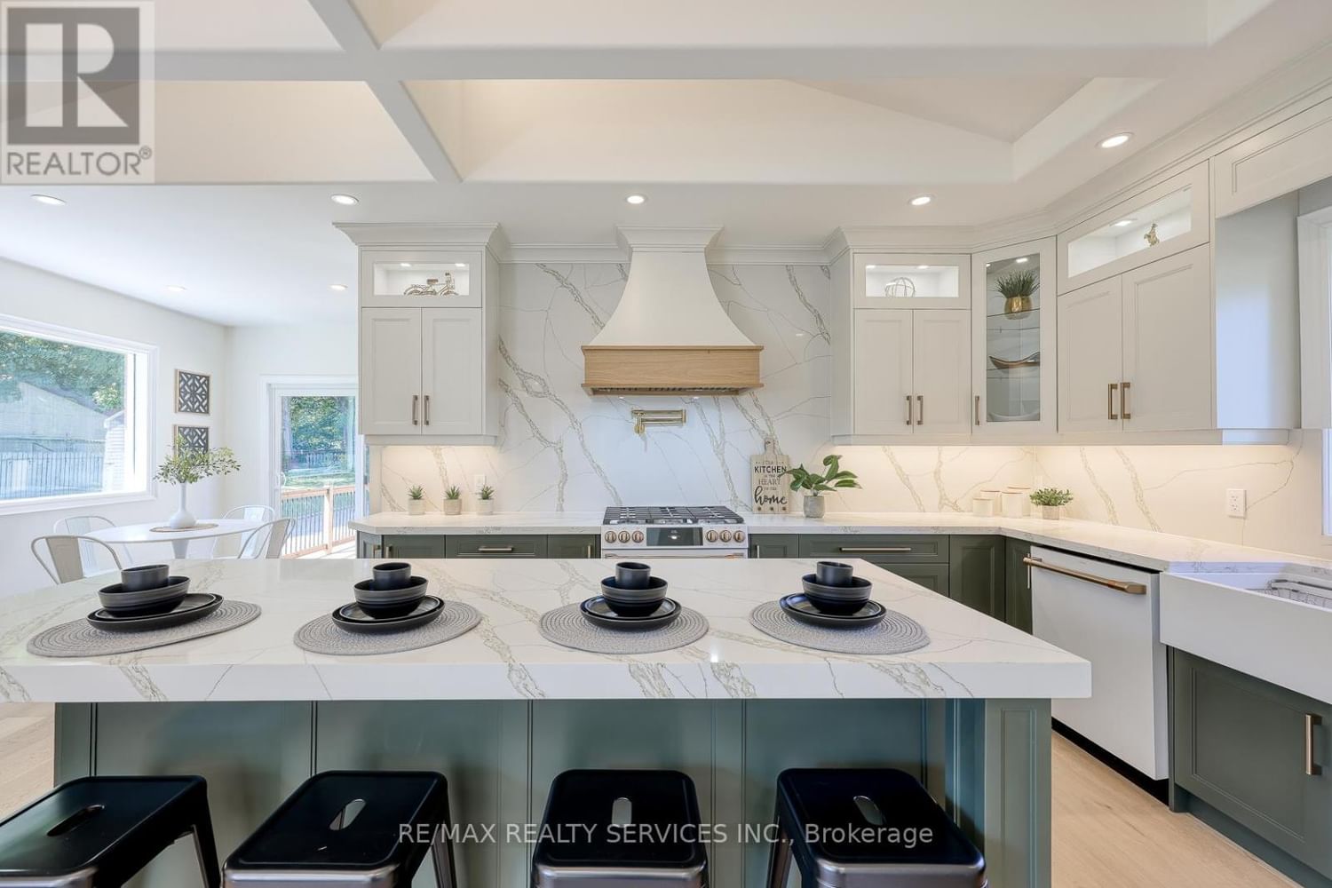 152 BLANDFORD STREET Image 14