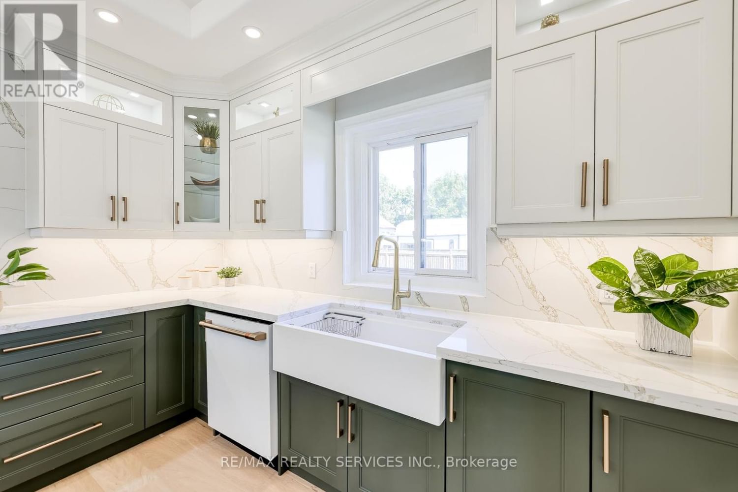 152 BLANDFORD STREET Image 18