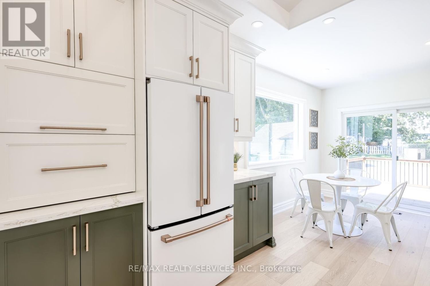 152 BLANDFORD STREET Image 22