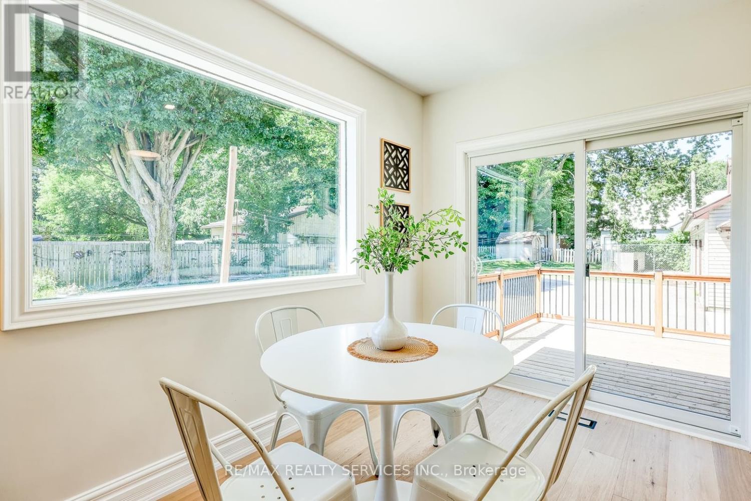 152 BLANDFORD STREET Image 24