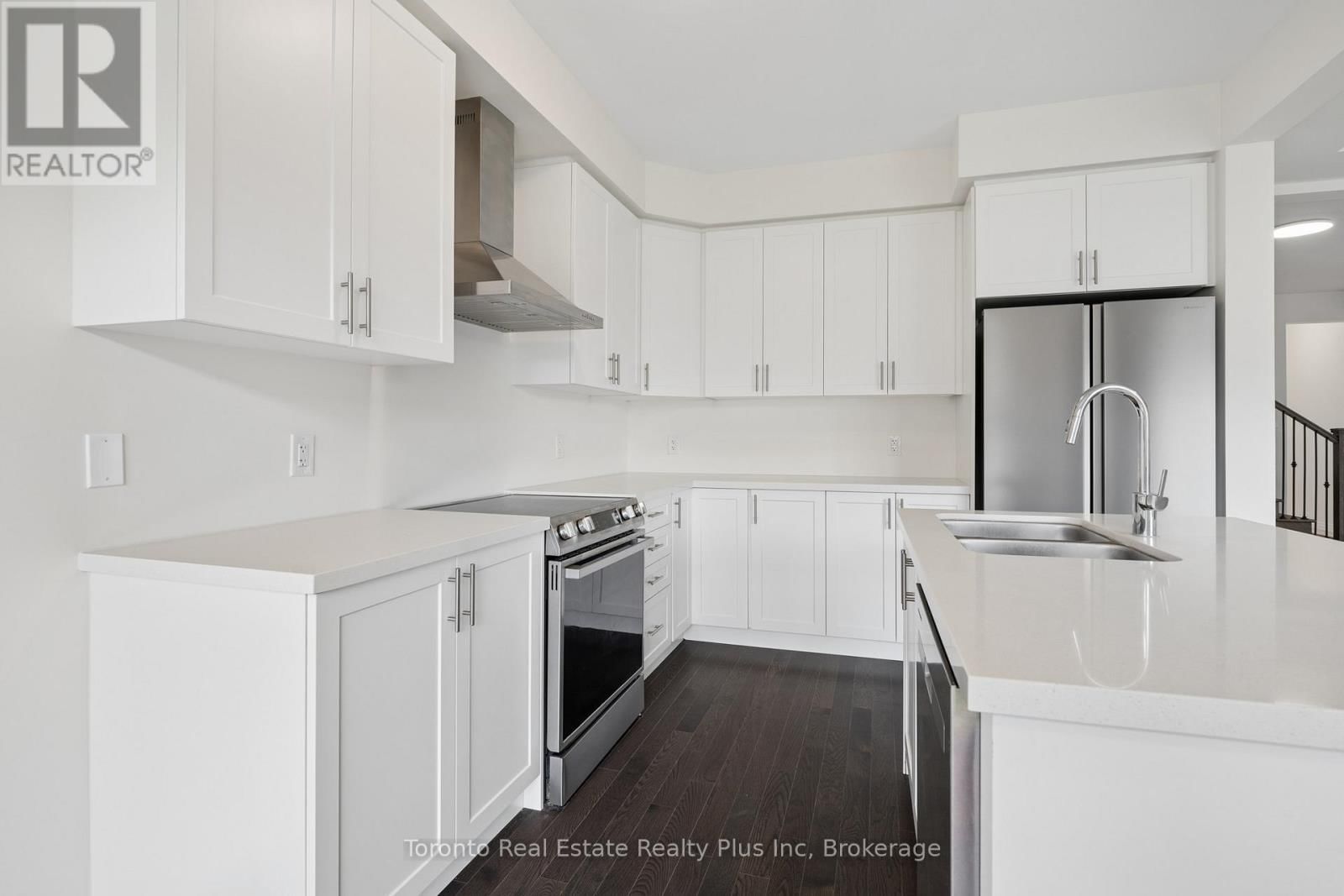 241 BROADACRE DRIVE Image 22