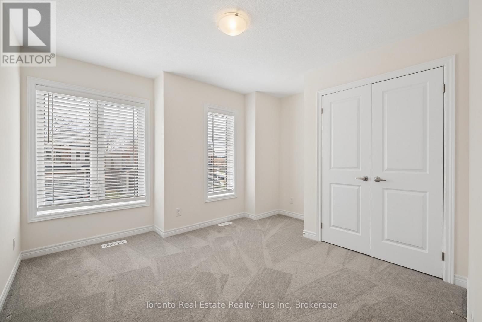 241 BROADACRE DRIVE Image 36