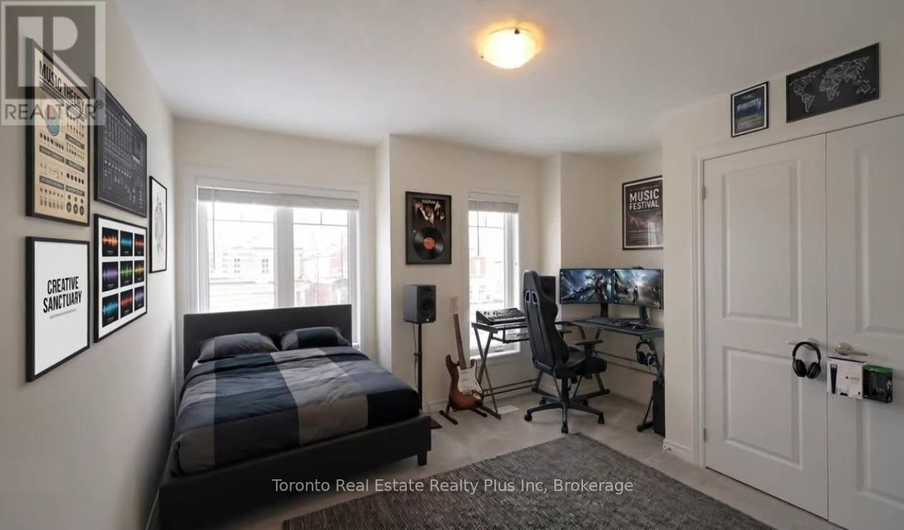 241 BROADACRE DRIVE Image 37