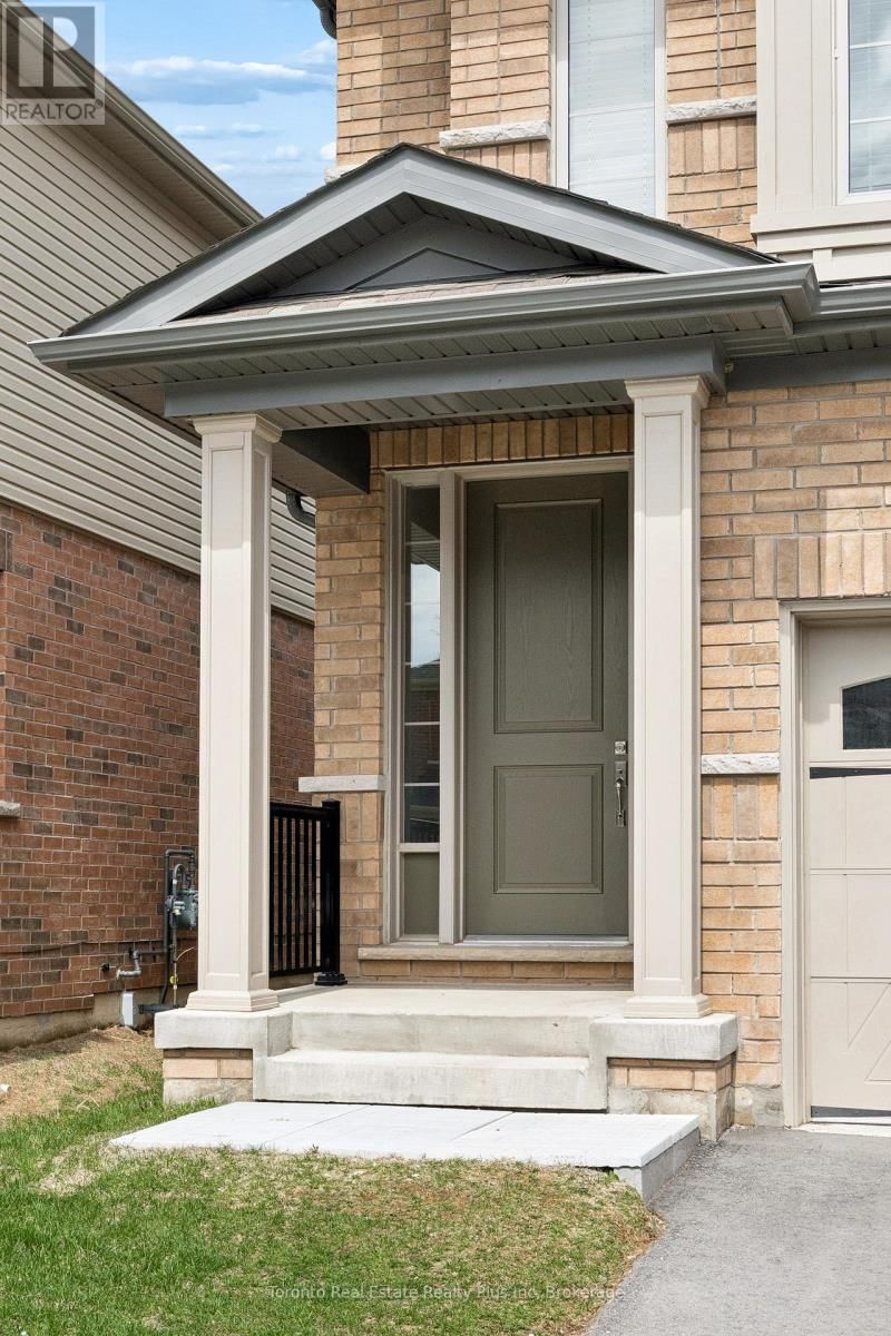 241 BROADACRE DRIVE Image 4