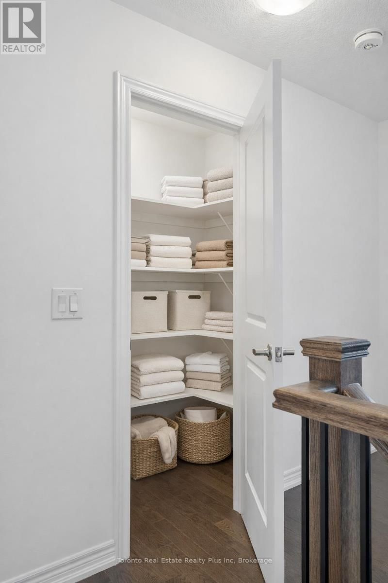 241 BROADACRE DRIVE Image 45