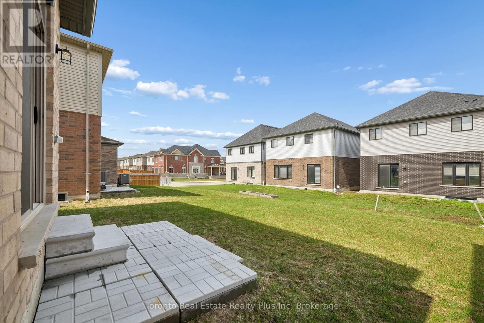 241 BROADACRE DRIVE Image 50