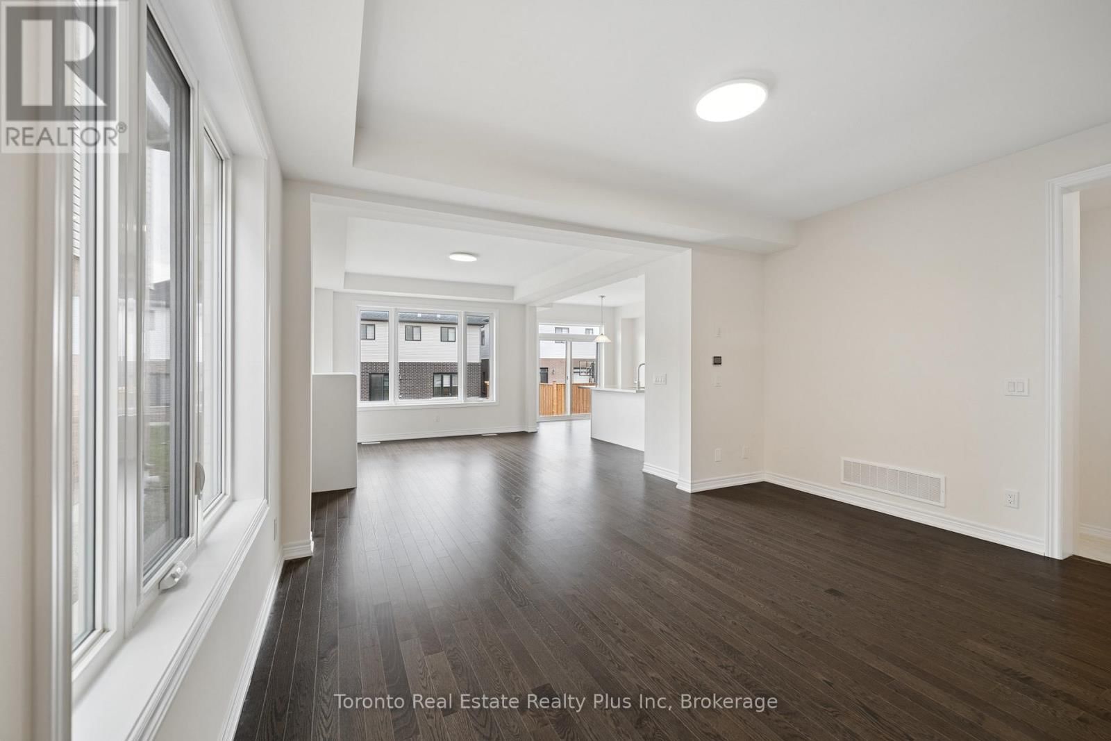 241 BROADACRE DRIVE Image 6