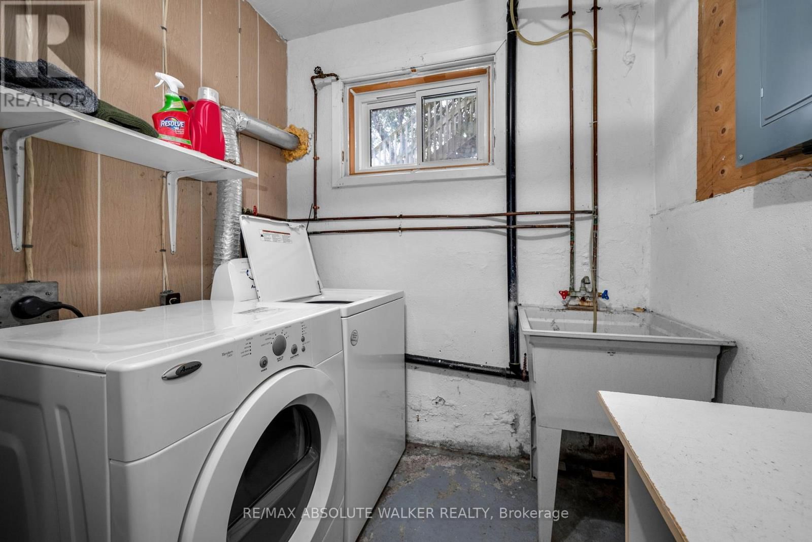 375 ST. DENIS STREET Image 10