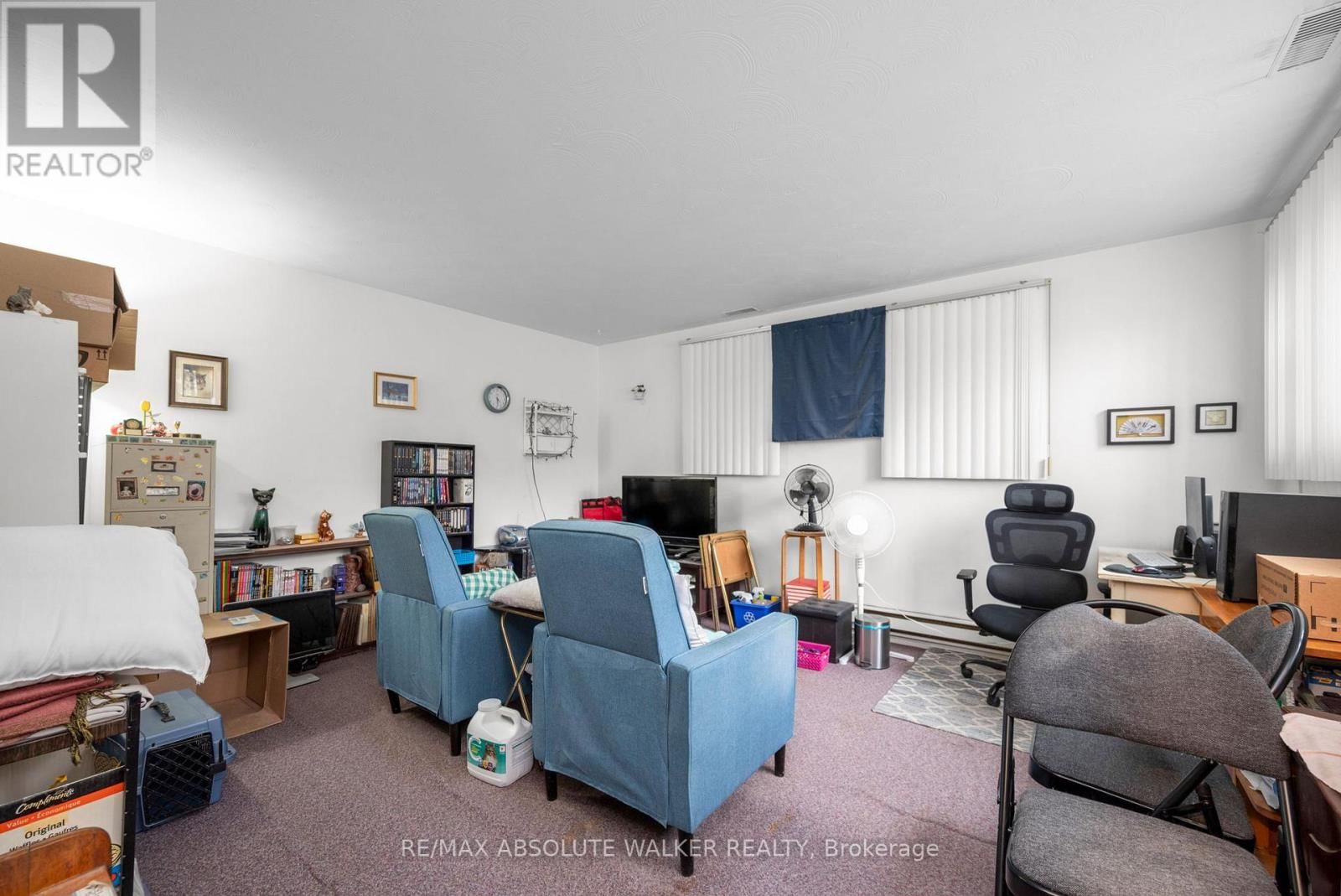 375 ST. DENIS STREET Image 11