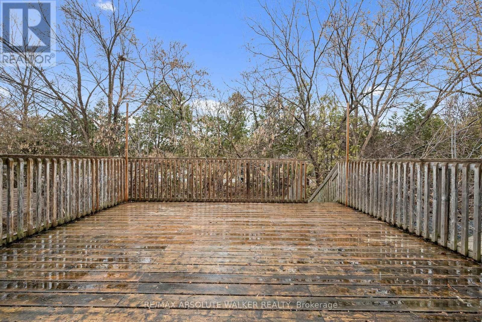 375 ST. DENIS STREET Image 27