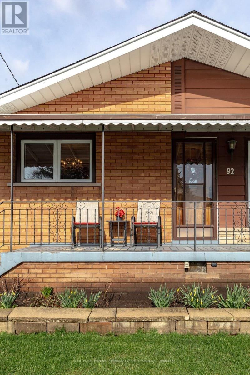 92 REID AVENUE SOUTH Image 3