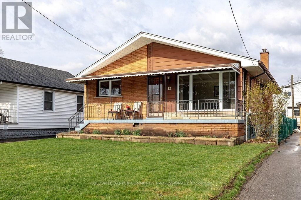 92 REID AVENUE SOUTH Image 4