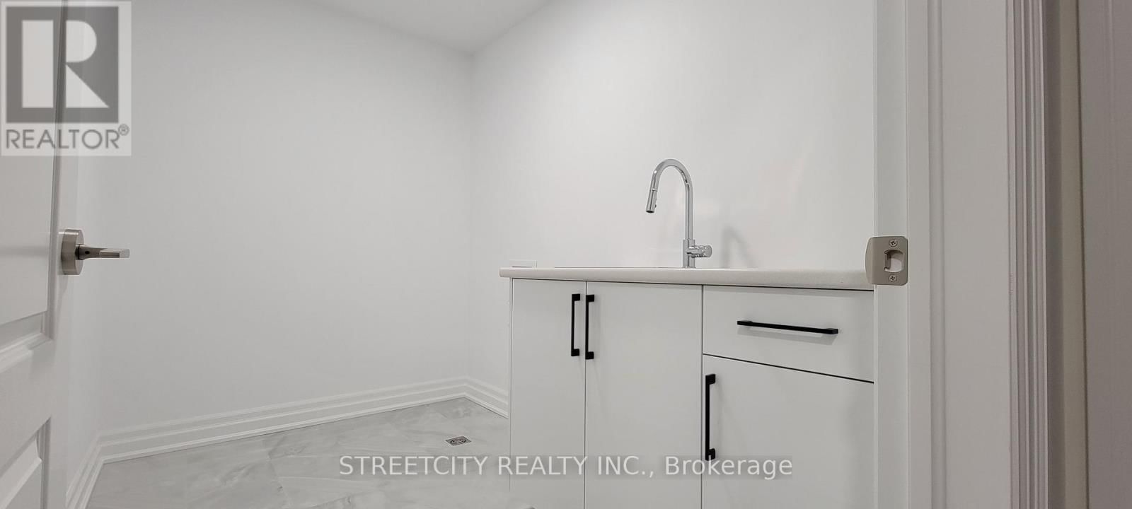 2520 BUROAK DRIVE Image 14