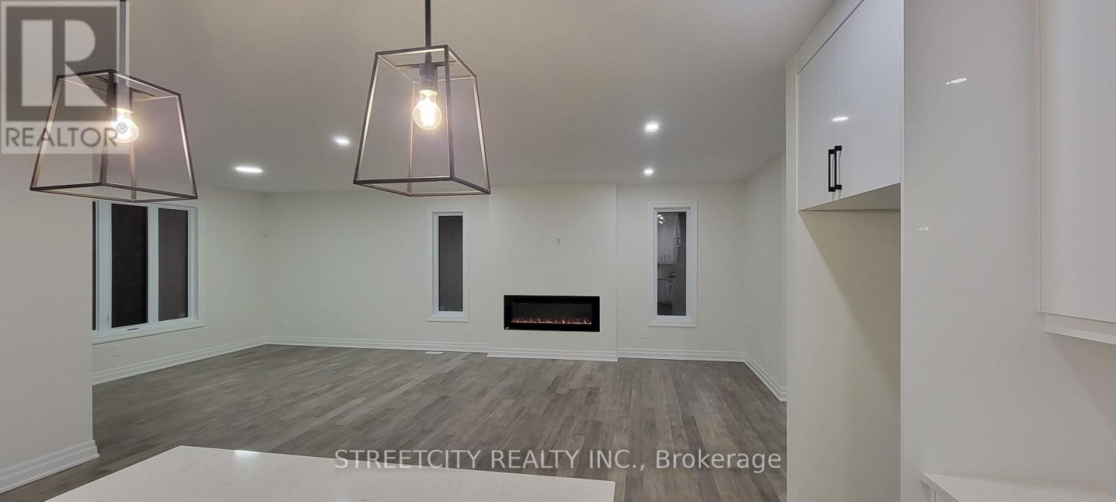 2520 BUROAK DRIVE Image 9