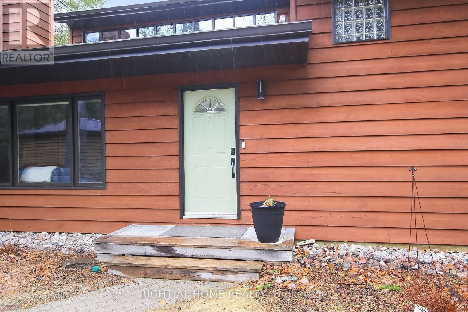 3616 FORESTVIEW LANE Image 2