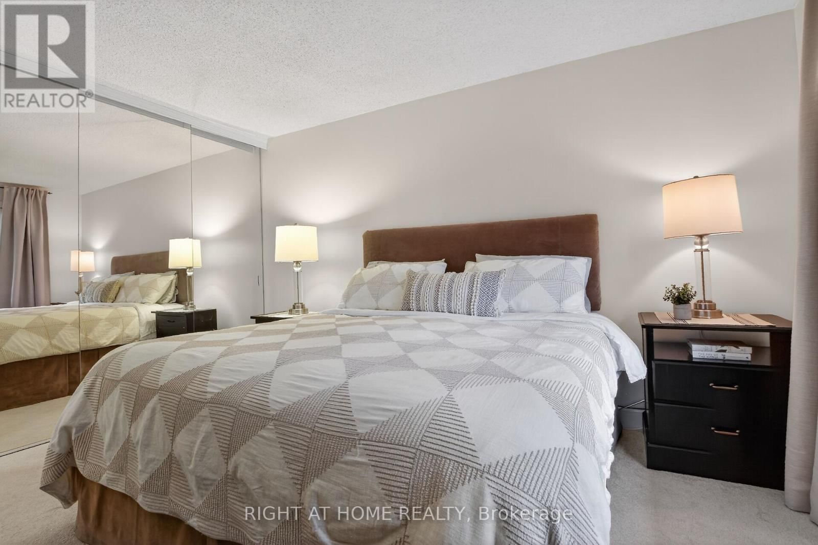 3616 FORESTVIEW LANE Image 23