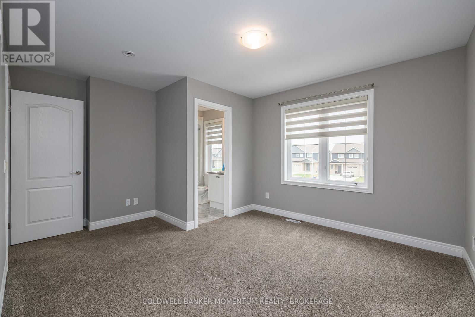 4 - 18 CORBIN STREET Image 17