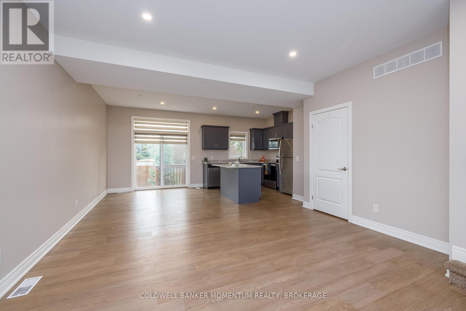 4 - 18 CORBIN STREET Image 7