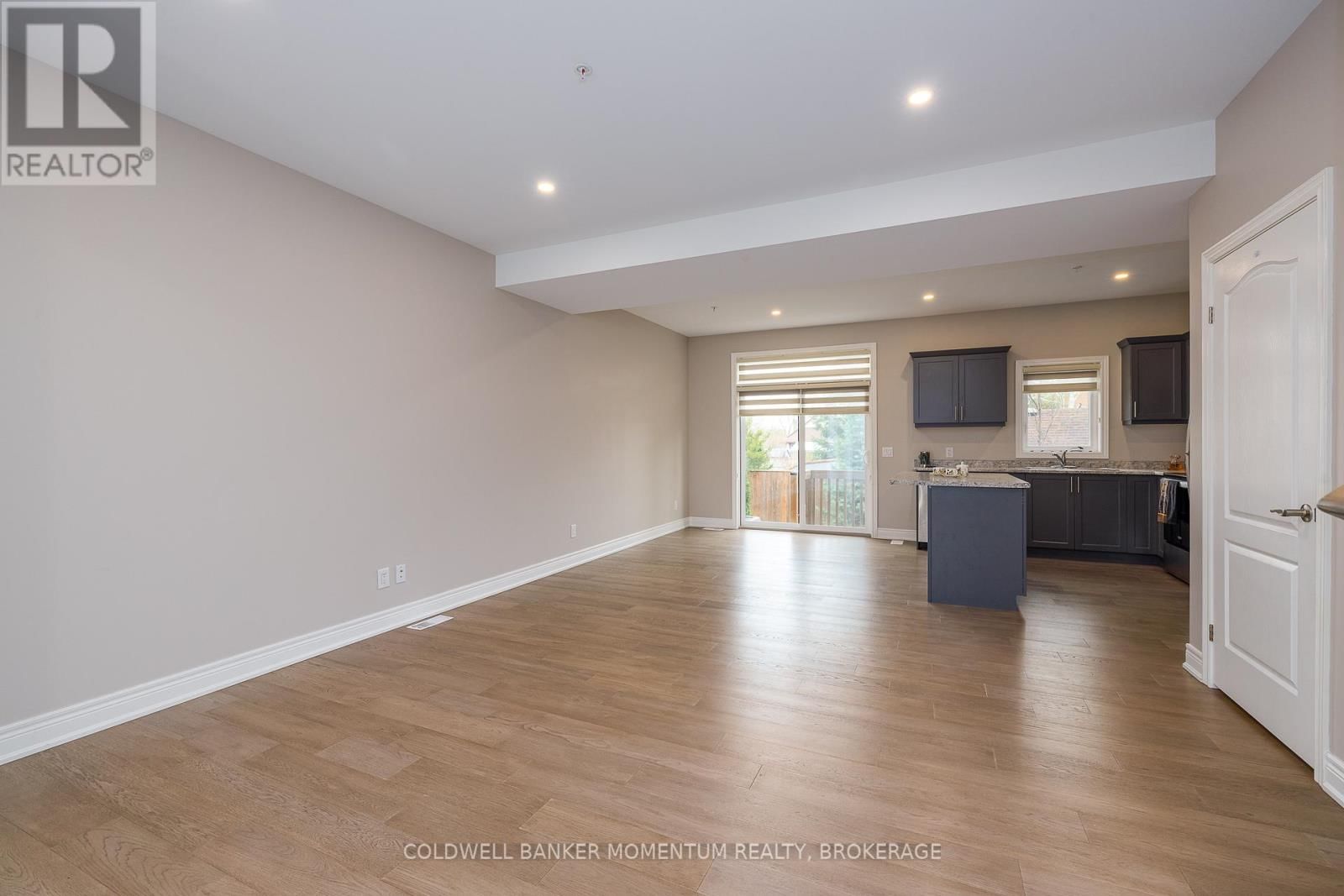 4 - 18 CORBIN STREET Image 8