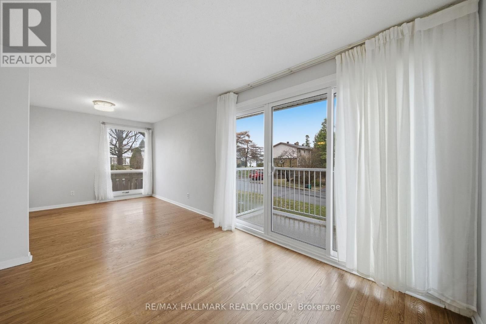 69 WOODMOUNT CRESCENT Image 10