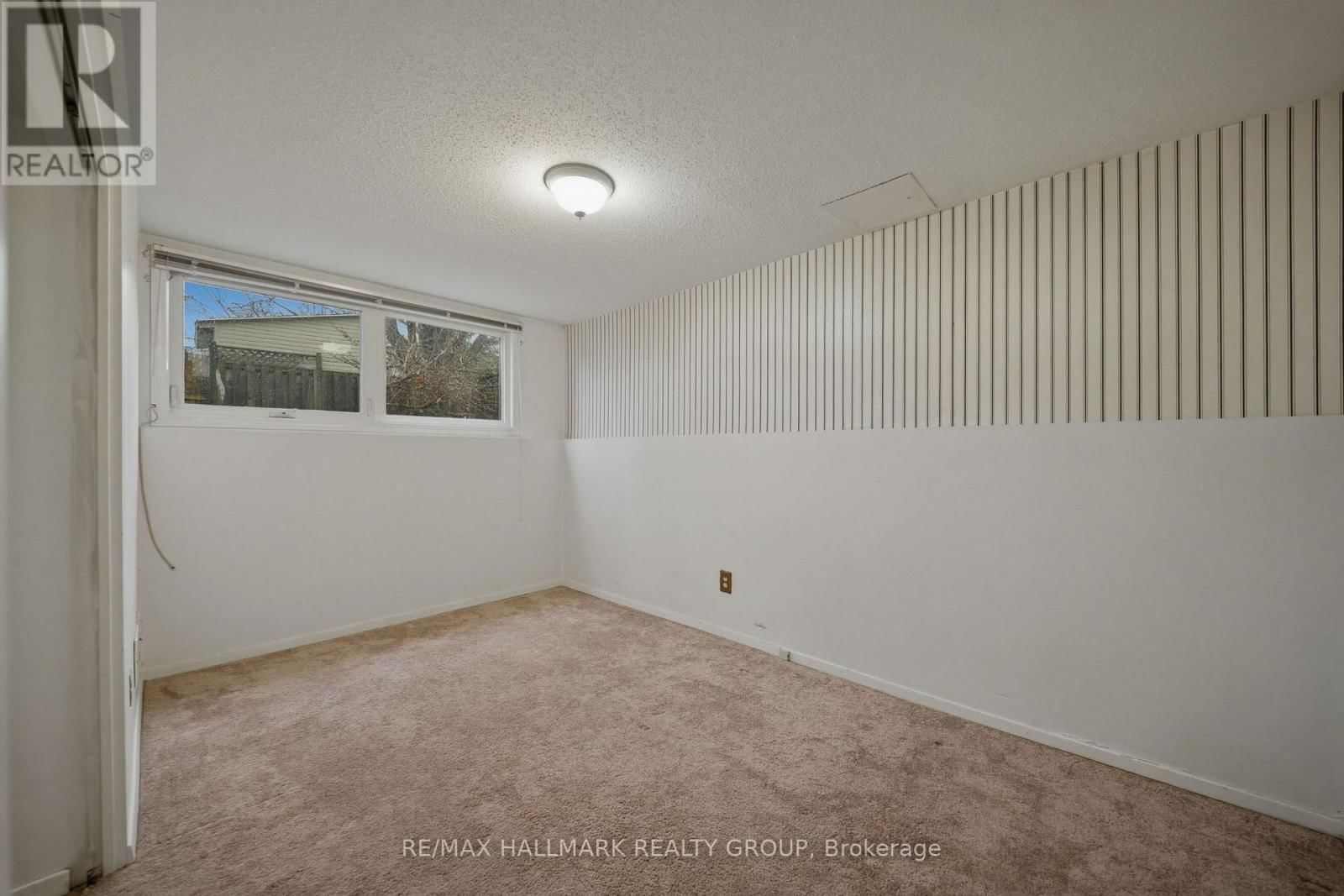 69 WOODMOUNT CRESCENT Image 23