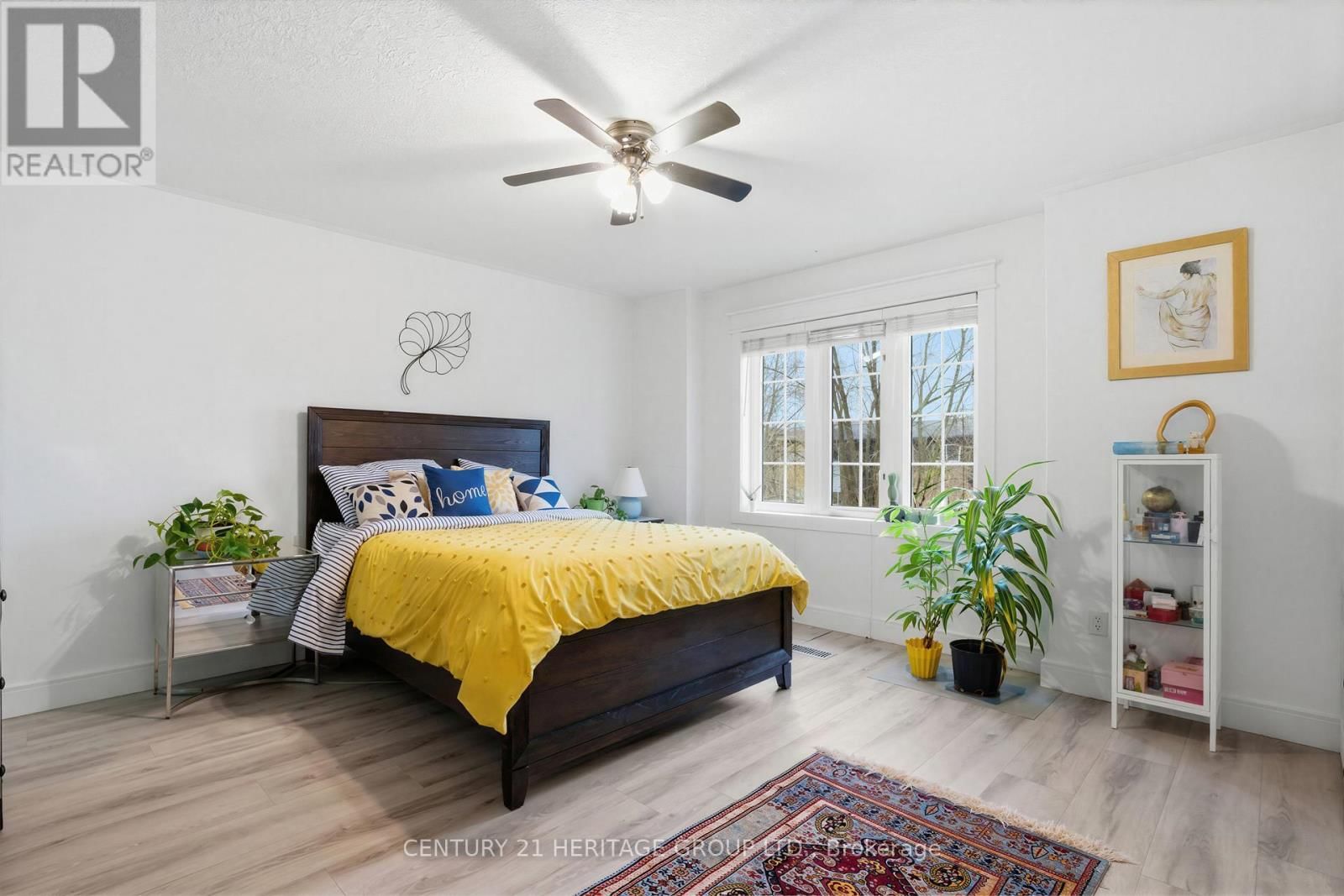 6 - 317 MILL STREET Image 12