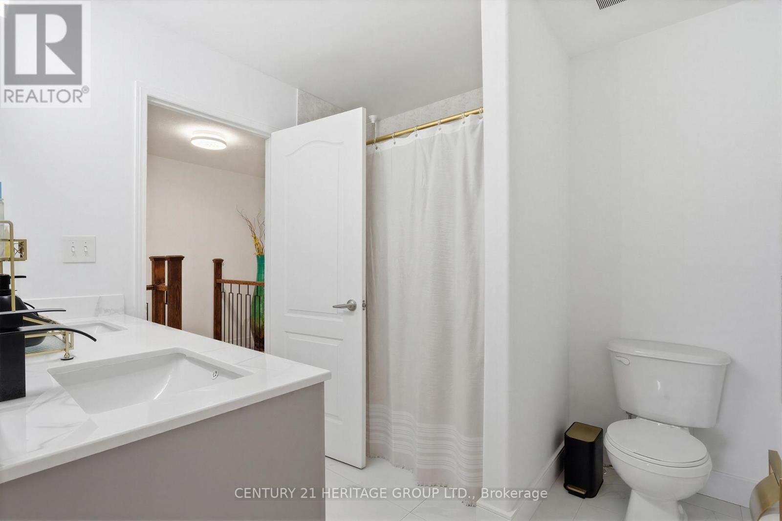 6 - 317 MILL STREET Image 15