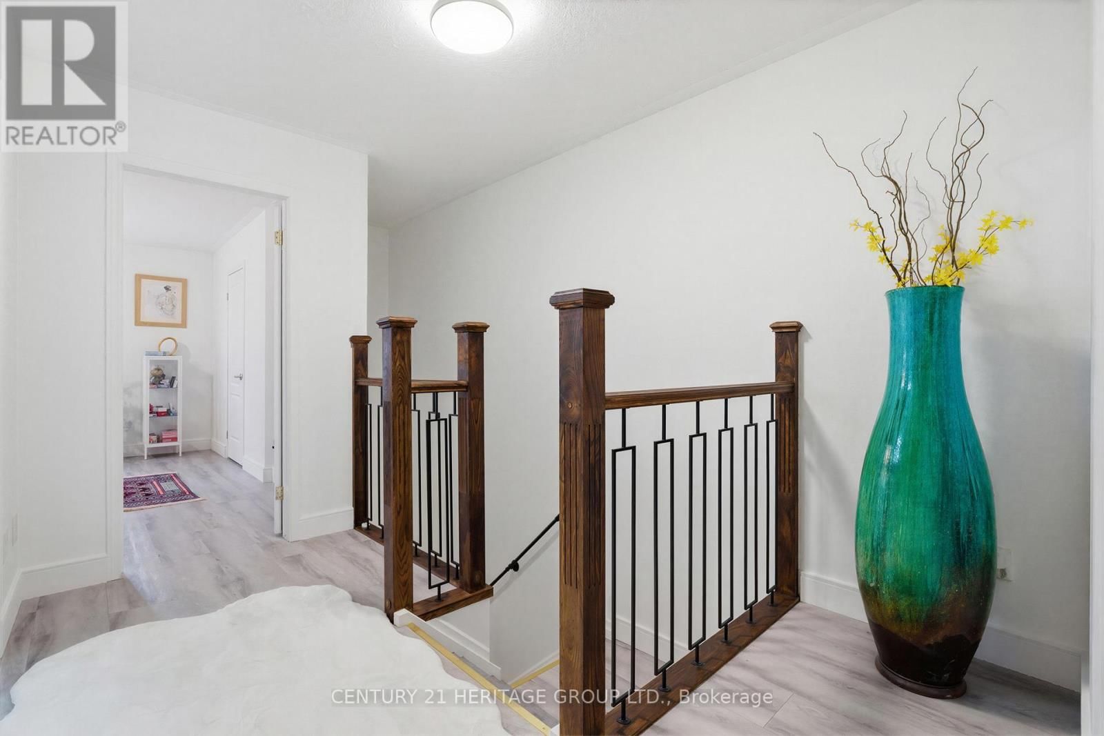 6 - 317 MILL STREET Image 17